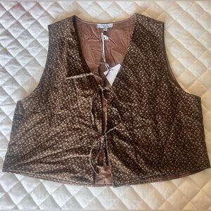 Polagram Brown Floral Tie-Front Vest 1XL